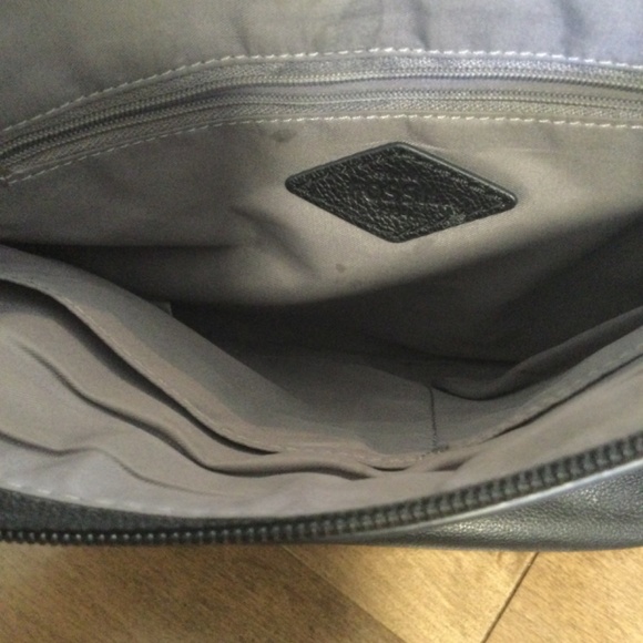 Black fossil purse - Picture 4 of 4